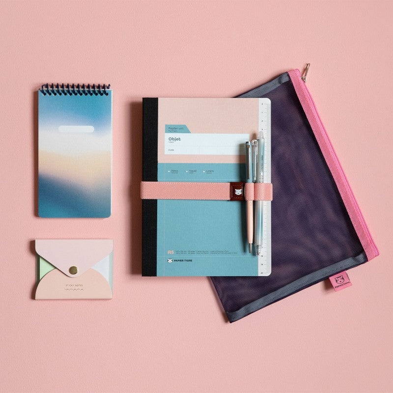 Élastiques et porte stylos (au choix)