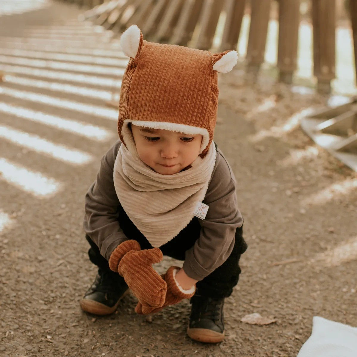 Bonnet bébé doublé en velours (au choix)