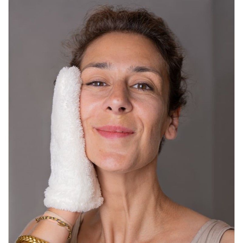Gant démaquillant