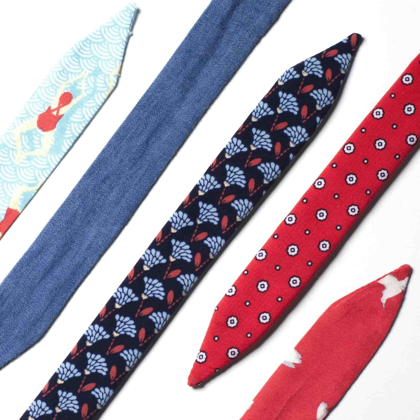 Bracelets en tissu pour montre (plusieurs motifs)