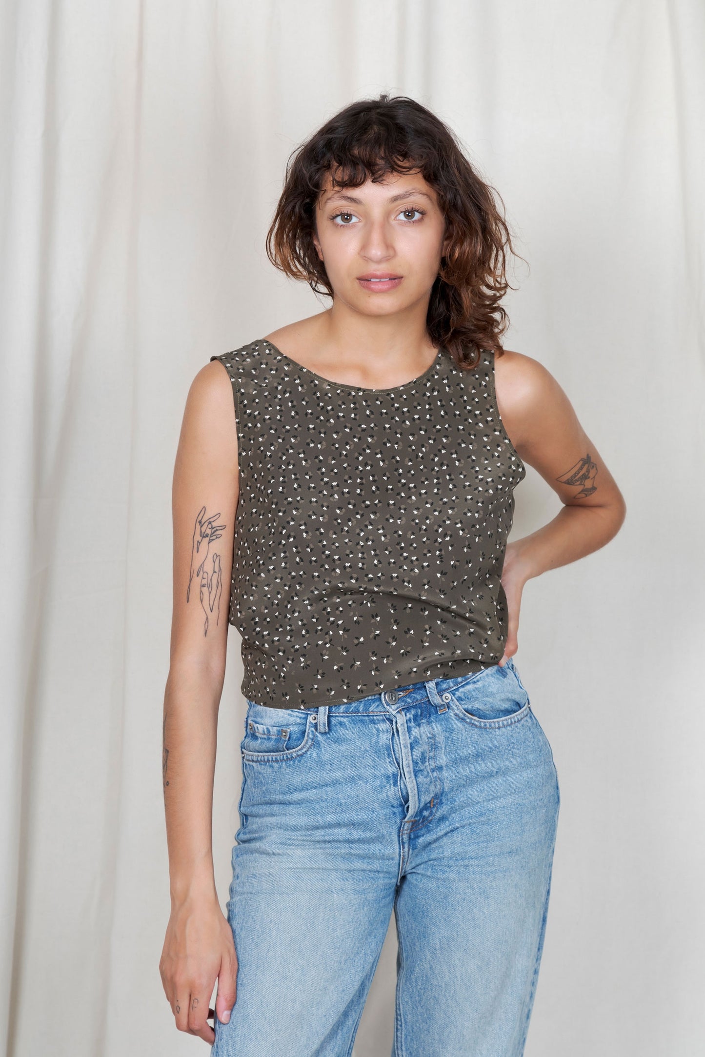 Top en soie dos nu Chioma liberty kaki