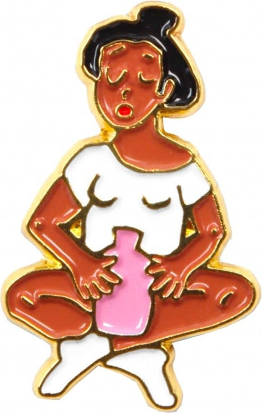 Pin's Bouillotte (noire ou blanche)