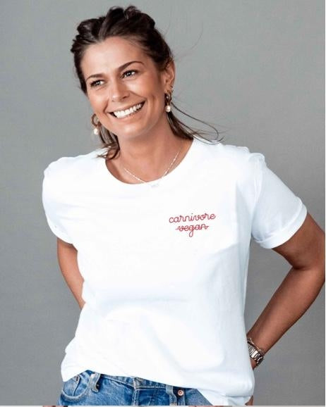 T-shirt femme brodé carnivore / vegan