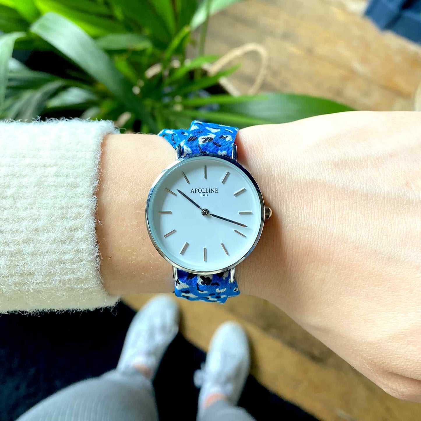 Montre à bracelet interchangeable argentée (plusieurs motifs)