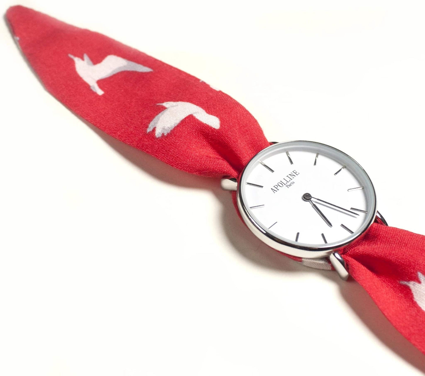 Montre à bracelet interchangeable argentée (plusieurs motifs)
