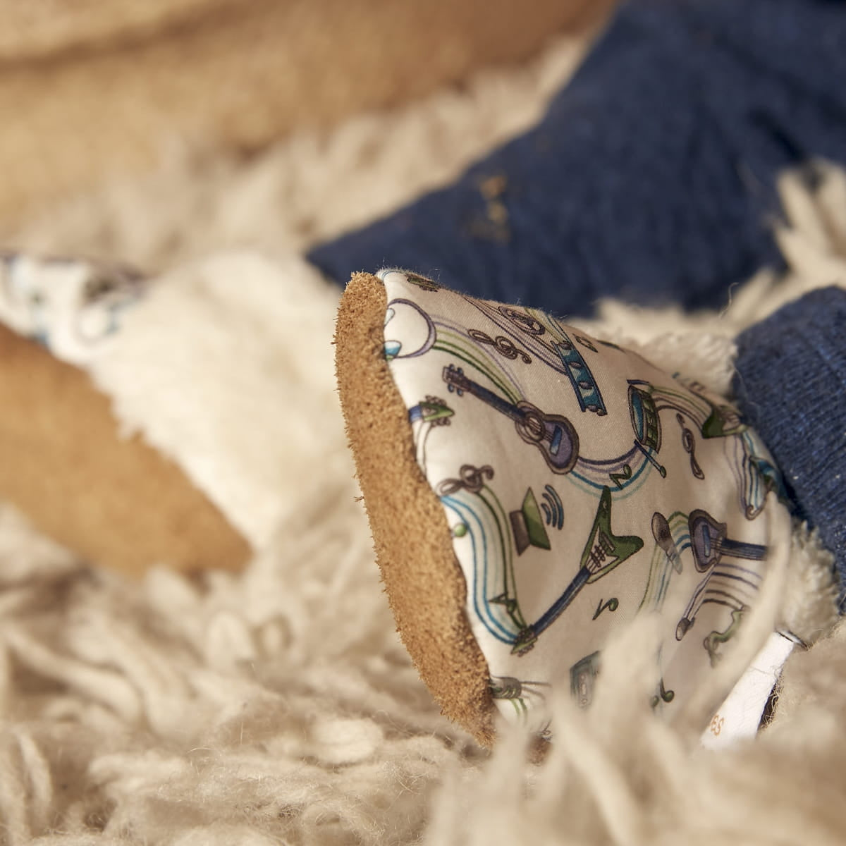Chaussons bébé à motifs (au choix)