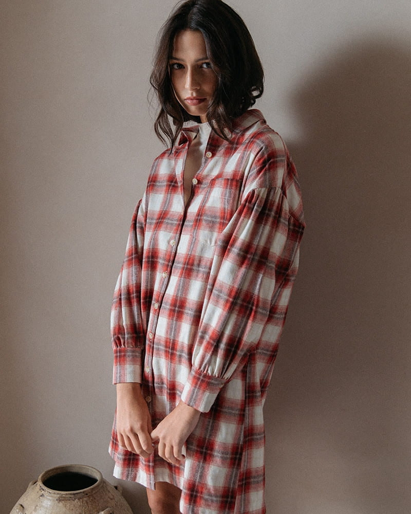 Robe Dorota à carreaux rouges
