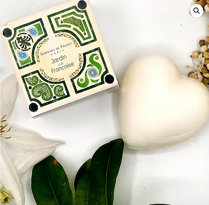 Savonnette coeur muguet - Jardin à la française
