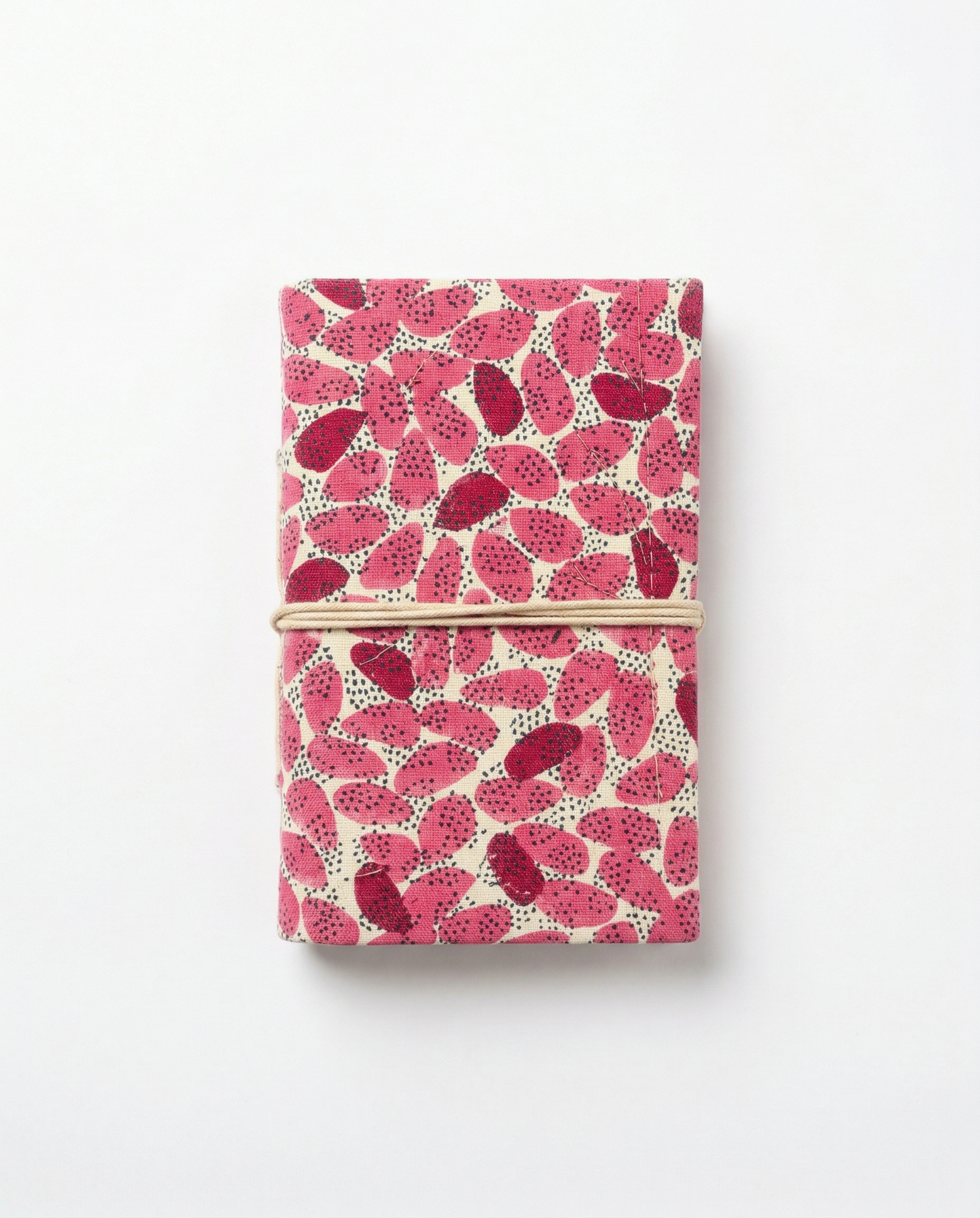 Carnet de notes rose block print motif ovaloides Mamamushi. Petit Carnet fermé par un lien en coton