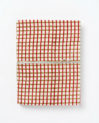 Carnet Indira grand modele fermé par un lien en coton motif Tamis rouge et jaune en tissu block print - Mamamushi