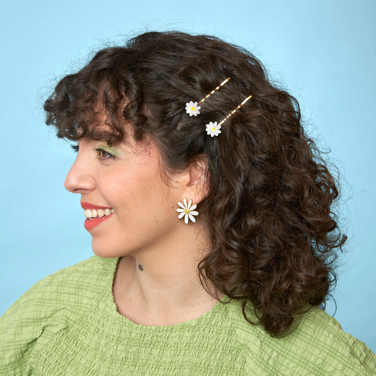 Duo de barrettes fines Pâquerettes Coucou Suzette – vue portée ou mise en situation
