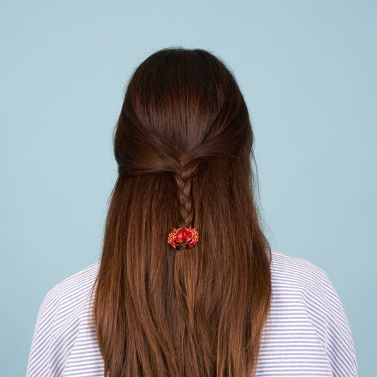 Barrette Crabe Coucou Suzette porté