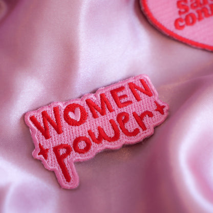 Patch thermocollant Women Power Malicieuse - Patch women power sur fond satin rose