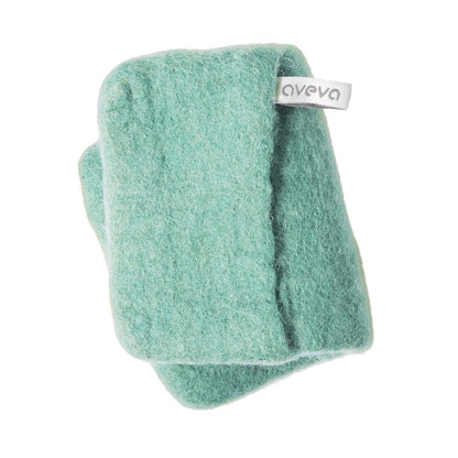 Manique Aveva en laine, coloris Spring green, vue entière sur fond blanc