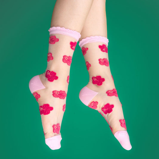 Chaussettes transparentes Hibiscus Coucou Suzette porté