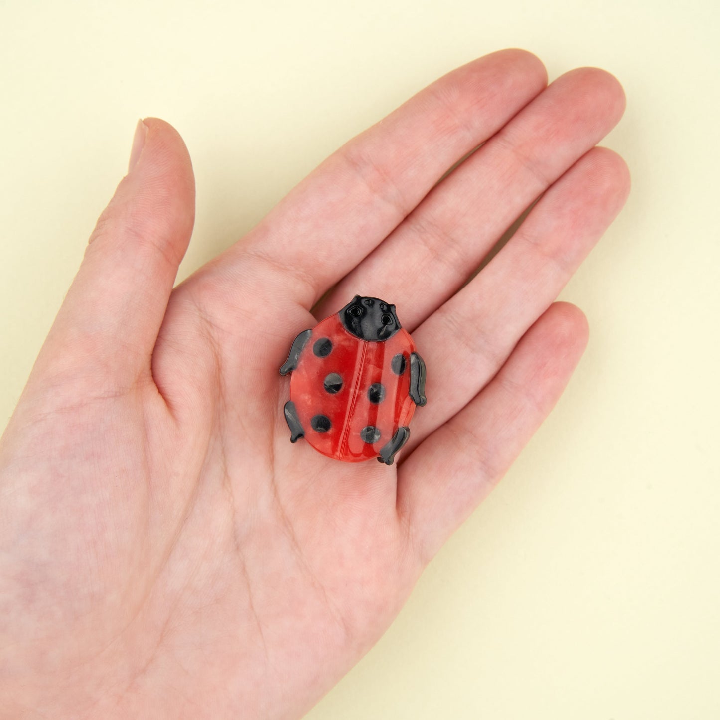 Mini pince à cheveux Coccinelle Coucou Suzette vue complémentaire 3
