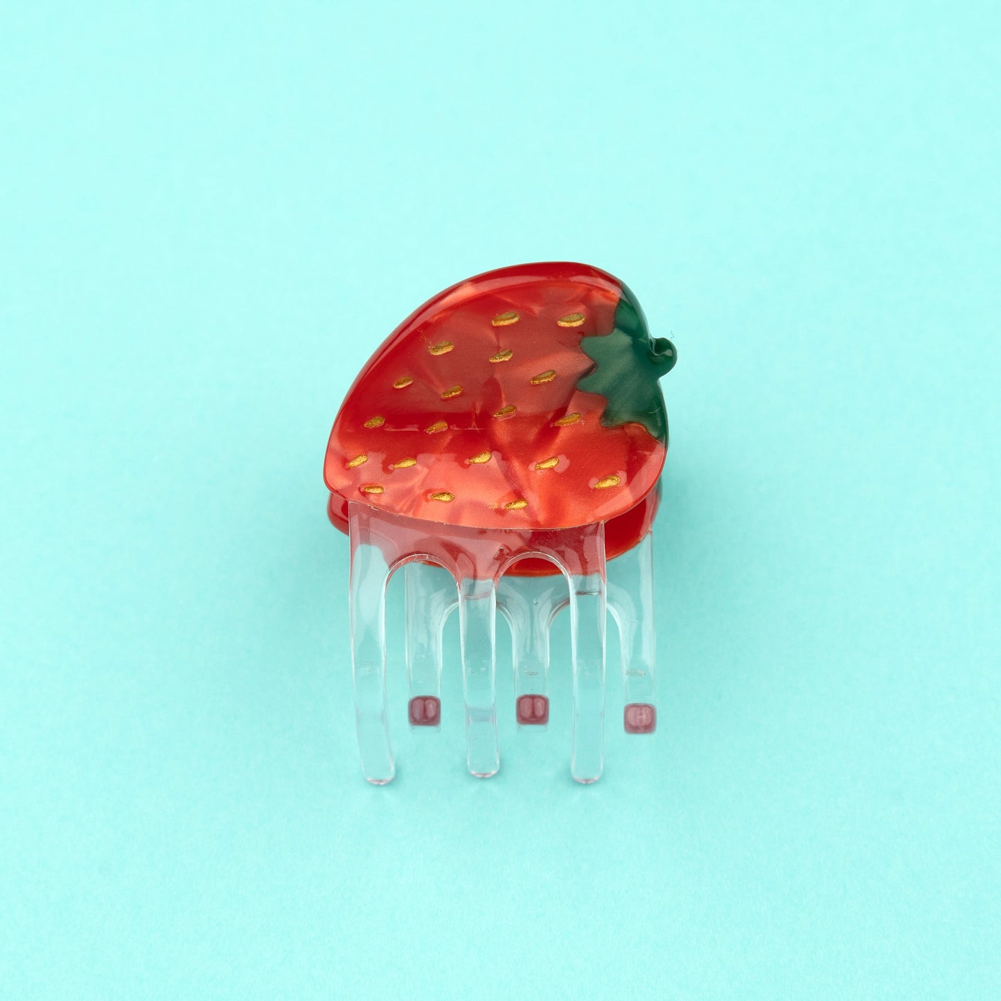 Mini pince à cheveux Fraise Coucou Suzette vue produit pince crabe