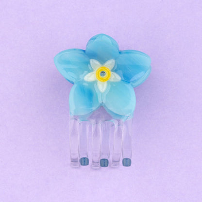 Mini pince à cheveux Myosotis Coucou Suzette portée