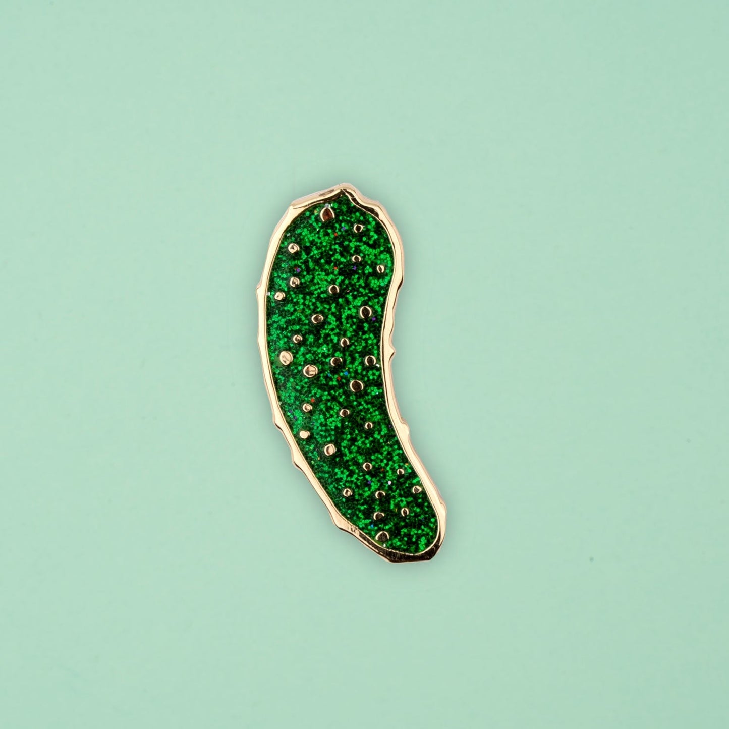 Pin's Cornichon Coucou Suzette en émail