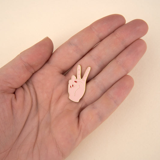 Pin's Peace blanc Coucou Suzette - vue 2