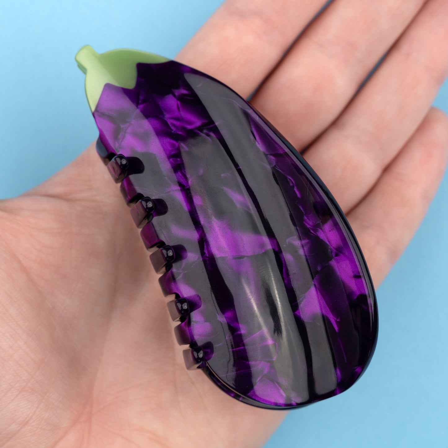Pince à cheveux Aubergine Coucou Suzette vue complémentaire 2