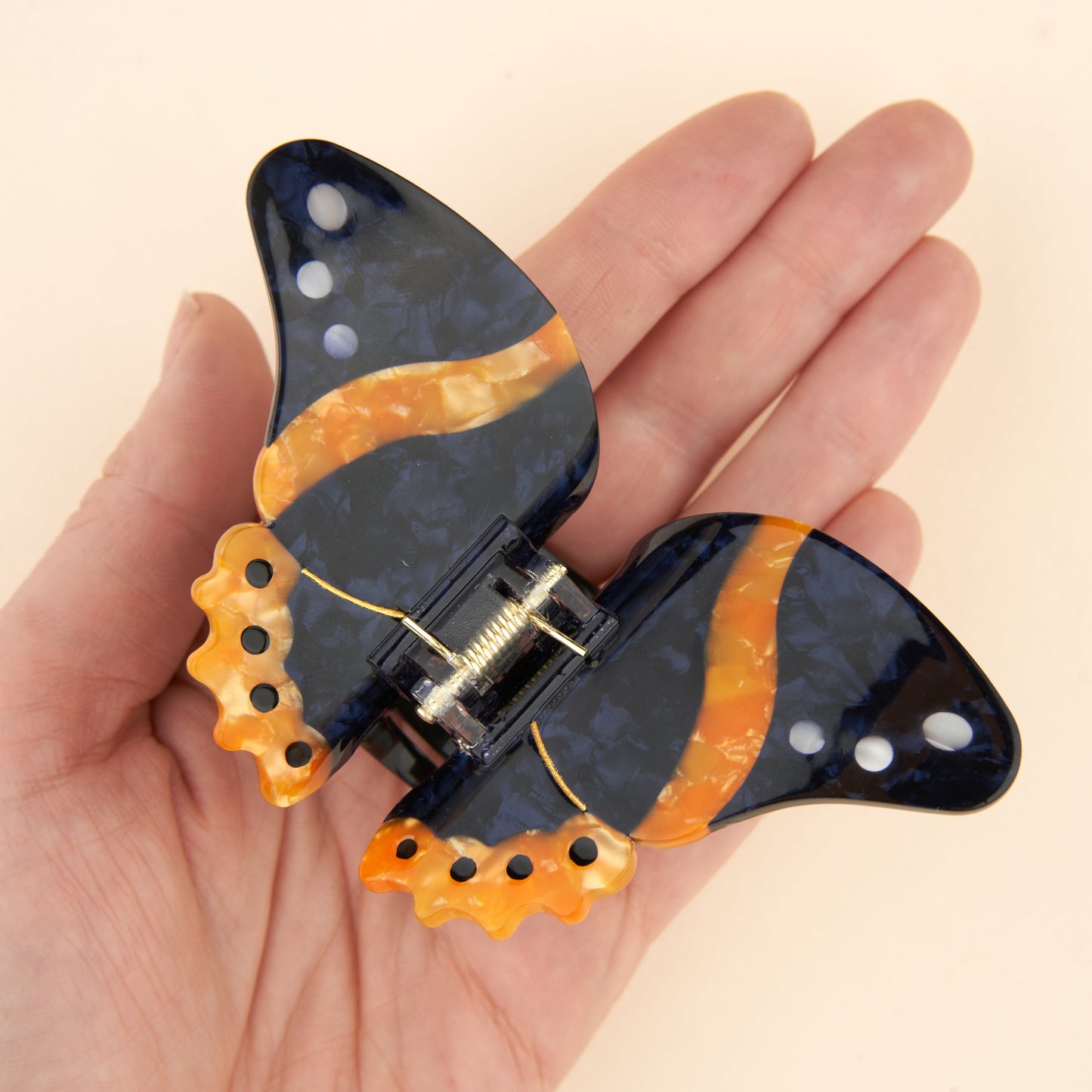 Pince à cheveux Papillon noir Coucou Suzette vue complémentaire 5