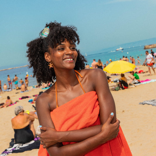 Pince à cheveux Poisson tropical Coucou Suzette portée