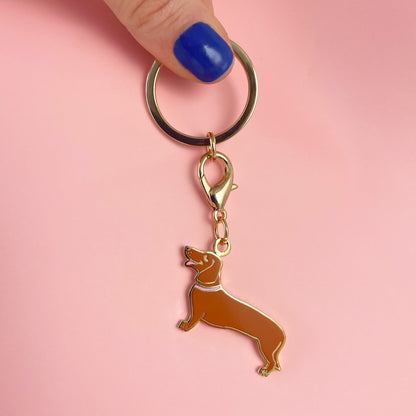 Détail du Porte-clé Médaille Teckel Coucou Suzette