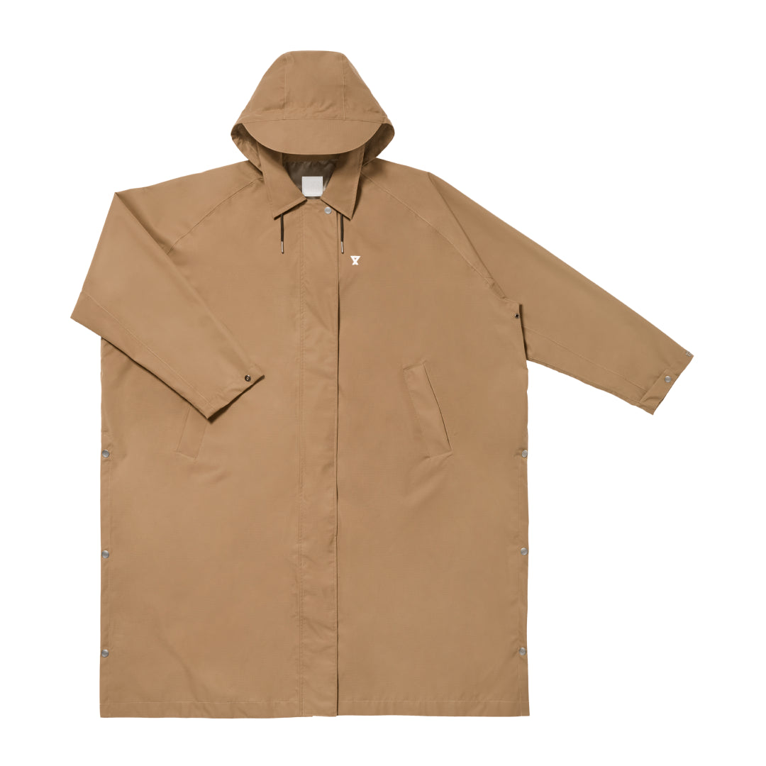 Trench Fudoon moka présenté de face avec sa capuche