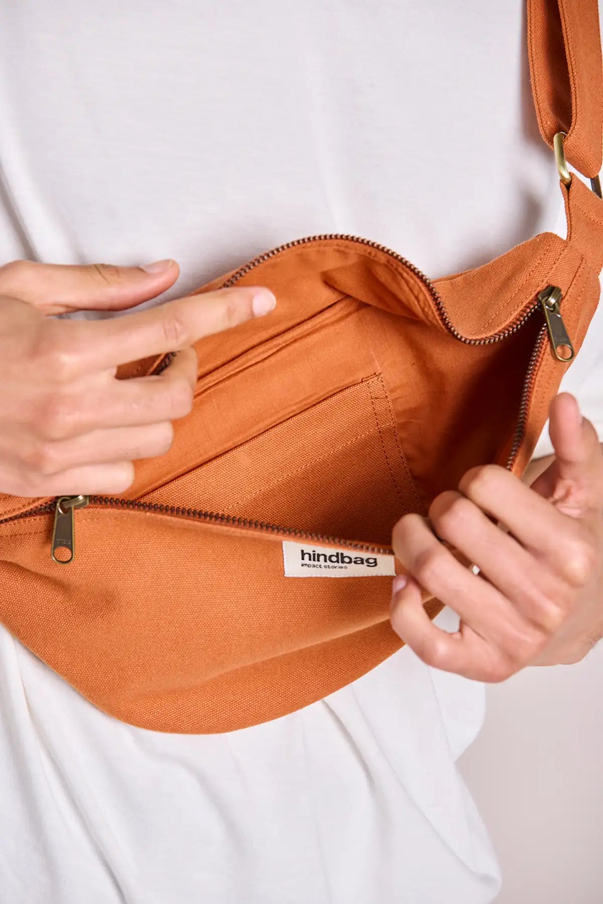 Intérieur du sac banane Sasha Sienne Hindbag