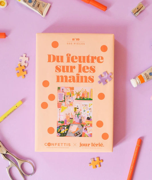 Boîte du puzzle Du feutre sur les mains de Jour Férié 500 pièces