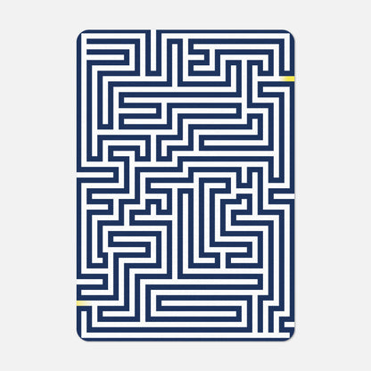 Motif graphique bleu marine de la carte Labyrinthe Papier Tigre
