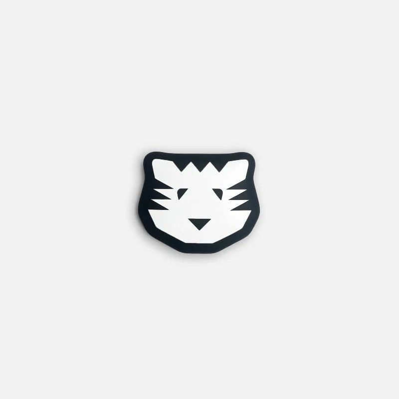 Gomme Tigre Papier Tigre isolée sur fond clair