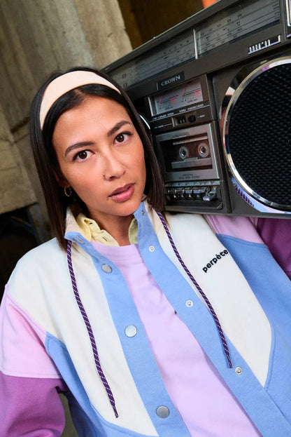Veste Laura bleu colorblock Perpète, ambiance rétro