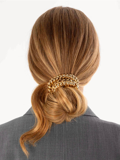 Bichous Chaîne doré porté dans les cheveux